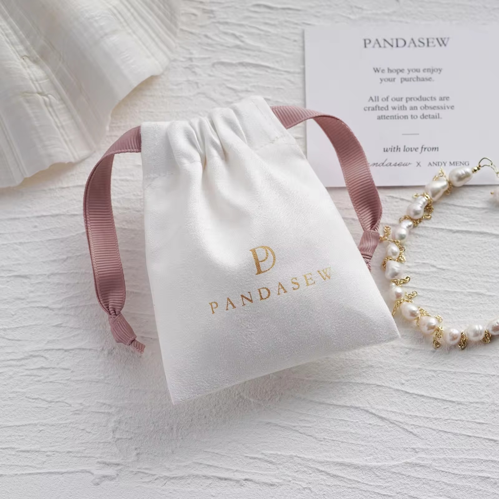 Luxury Bags For School - ถุงใส่เครื่องประดับกำมะหยี่หรูหราพร้อมริบบิ้นสีชมพู แบบมีเชือกผูก สำหรับใส่สร้อยคอ กำไล ต่างหู พร้อมโลโก้สั่งทำได้