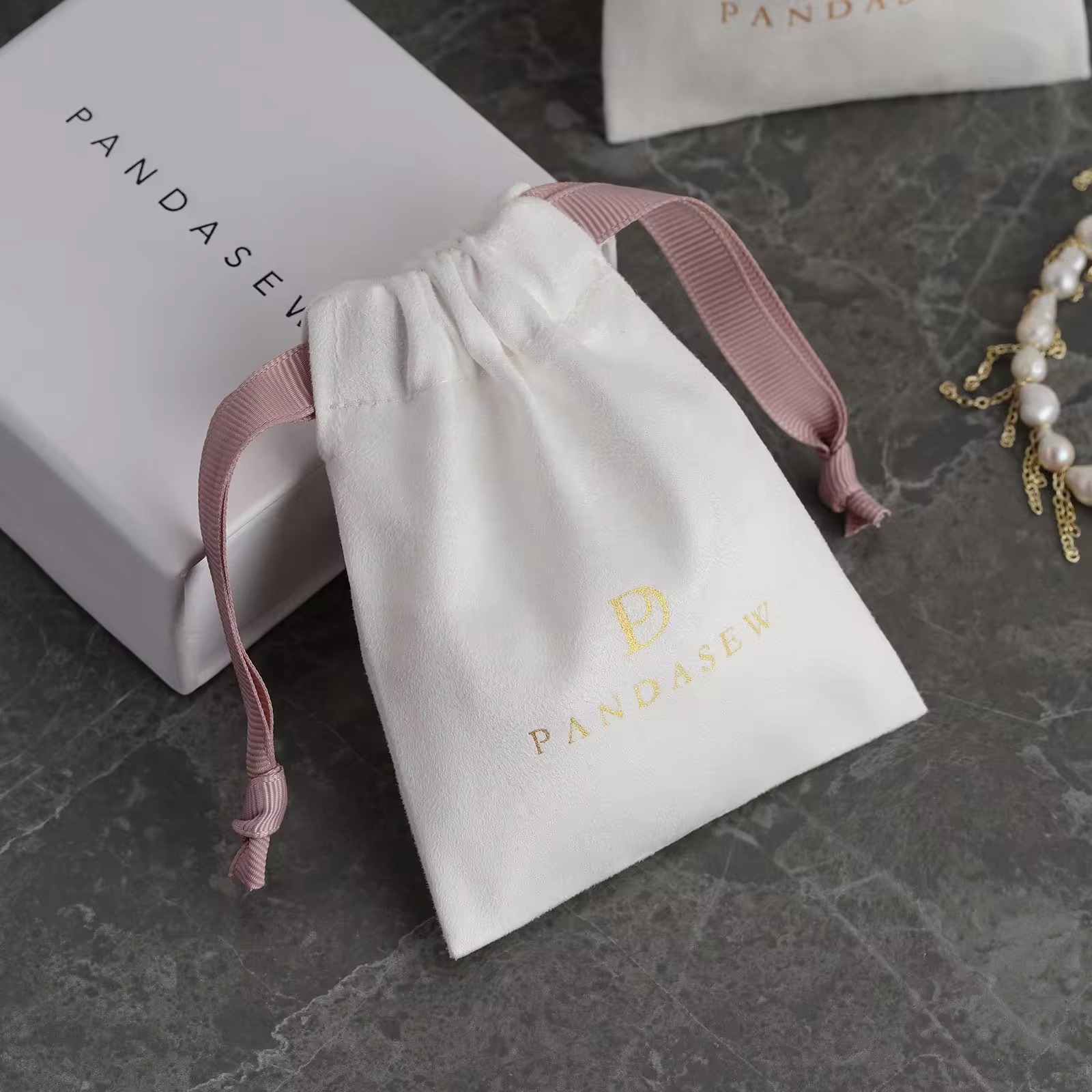 ถุงใส่เครื่องประดับกำมะหยี่หรู - Luxury Bags For School บทวิจารณ์และราคา