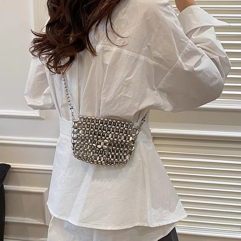 กระเป๋าคลัทช์สีพื้นเรียบหรู ดี - Luxury Bags In Sale บทวิจารณ์และราคา